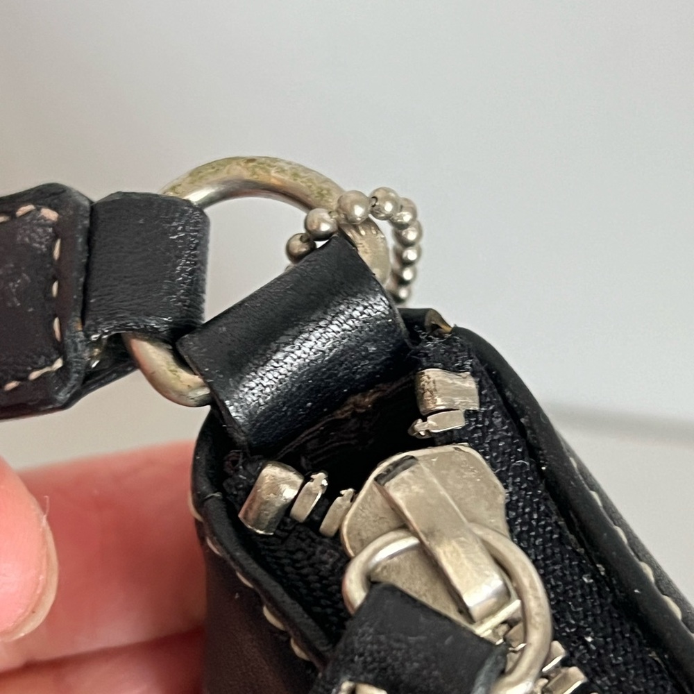 Vintage Coach Hamptons Leather Demi Bag - Picture 9 of 9